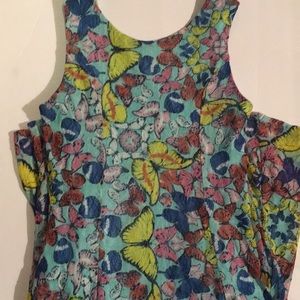 Girl’s butterfly dress 曆